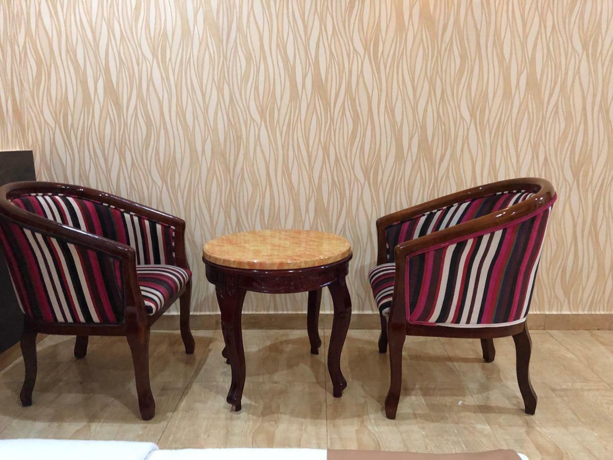 Fawzy Hotel Ибадан Екстериор снимка